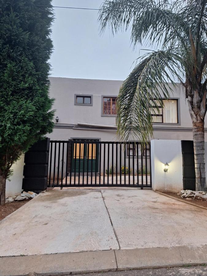 Apartment The Door Roodepoort